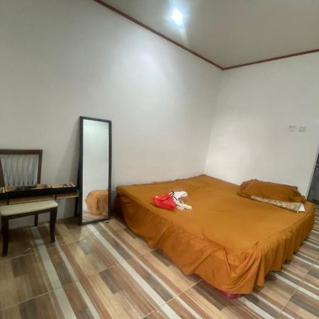 Express O 92106 Nayus Homestay Syariah Jogjacarta Exterior foto